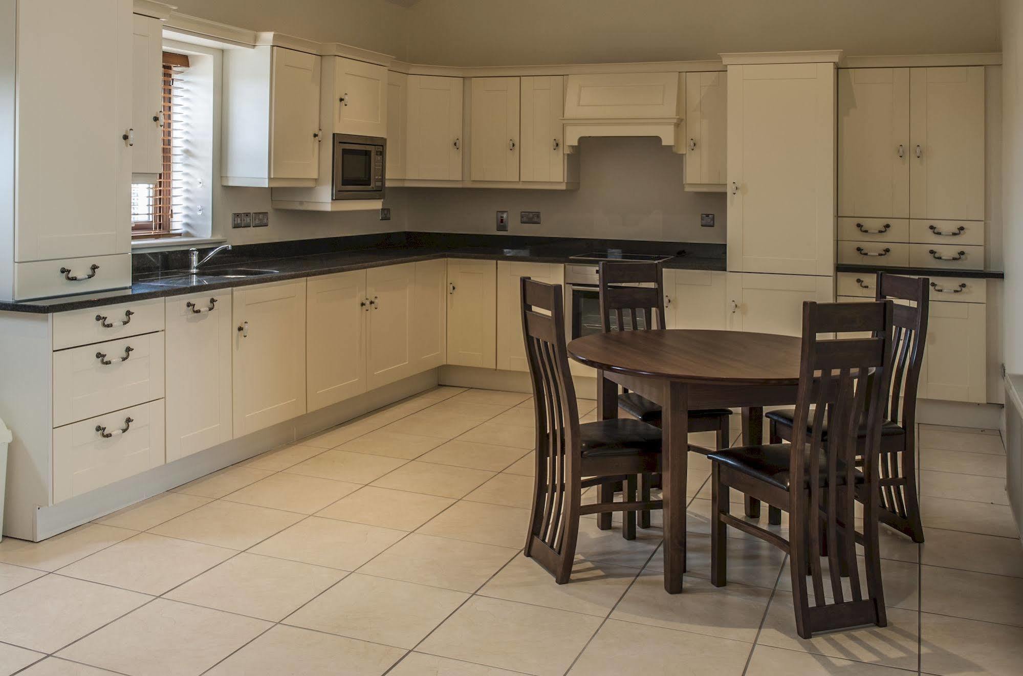New Forest Estate Lodges Tyrrellspass Kültér fotó